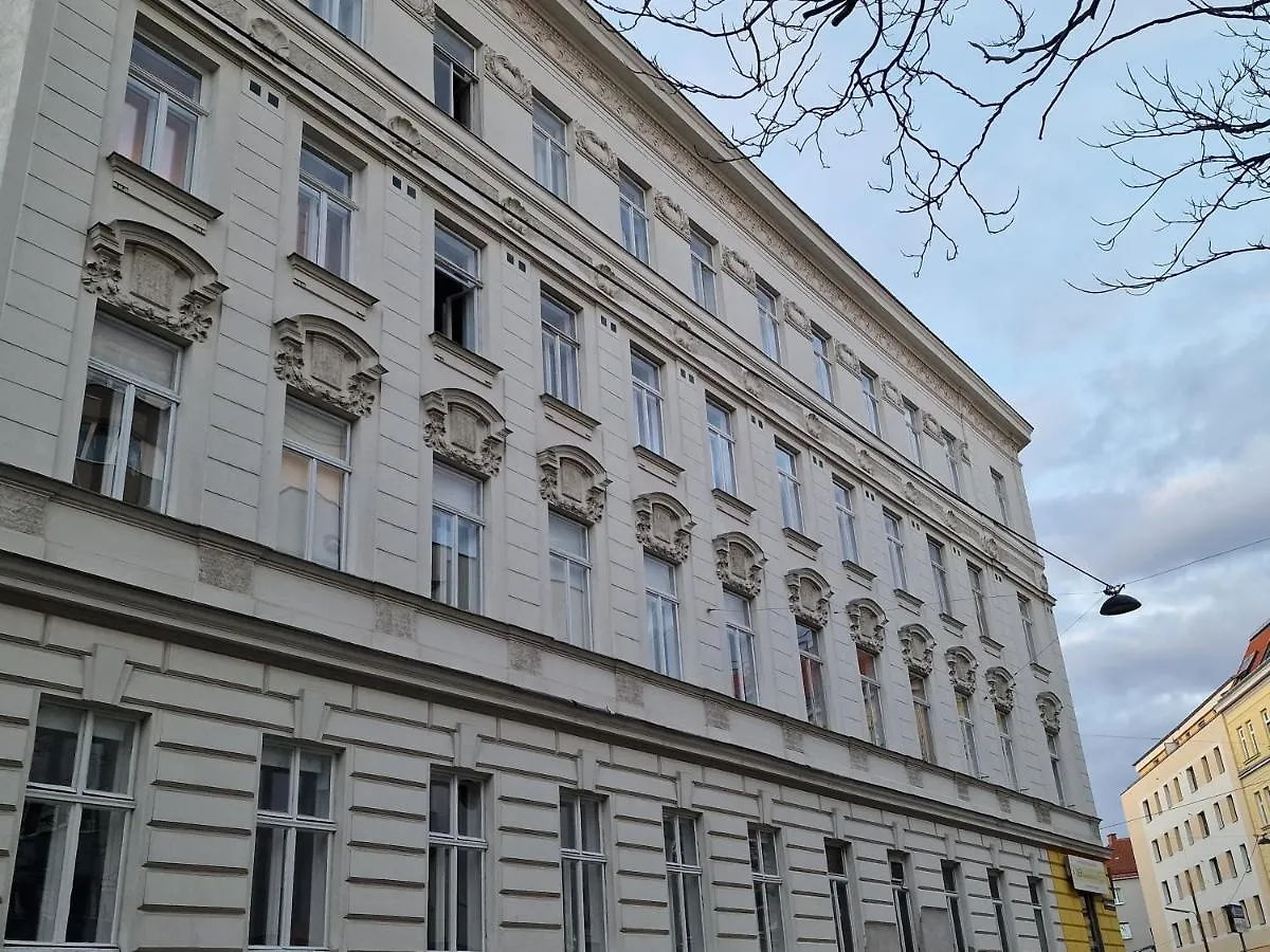 4 Seasons Apartment Vienna