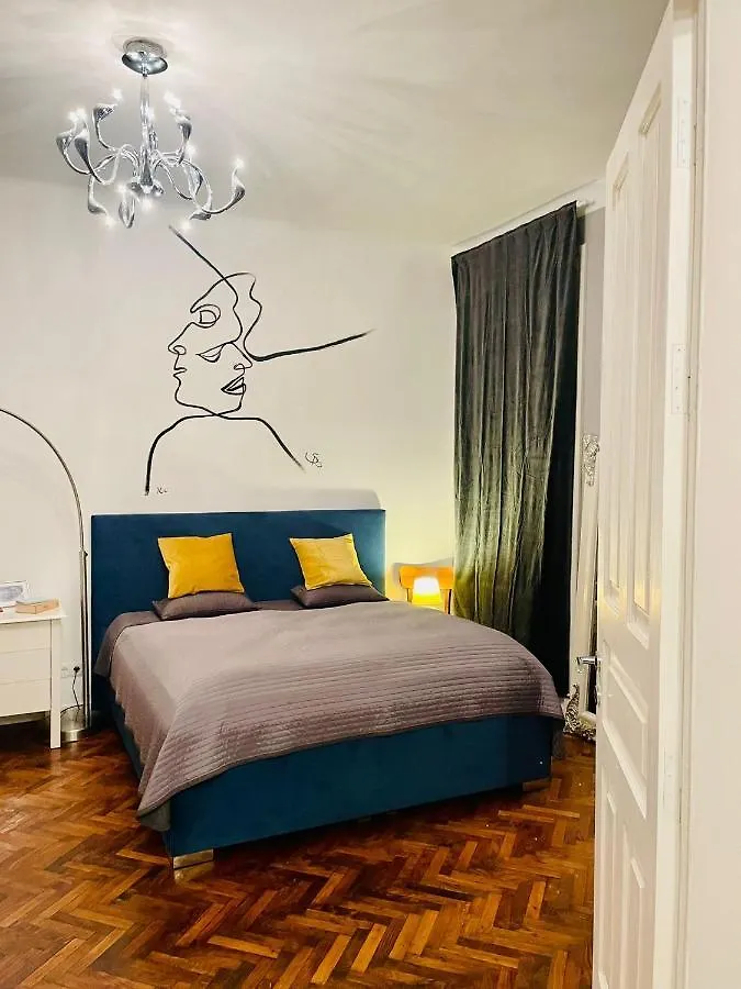 4 Seasons Apartment location